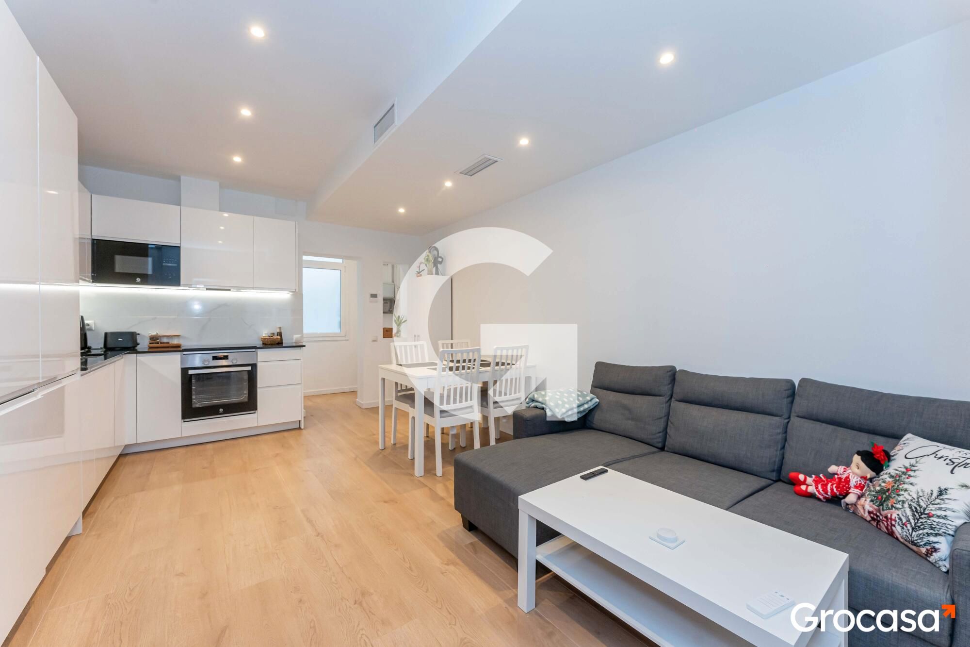 Exterior view of Flat for sale in El Prat de Llobregat  with Air Conditioner, Heating and Oven