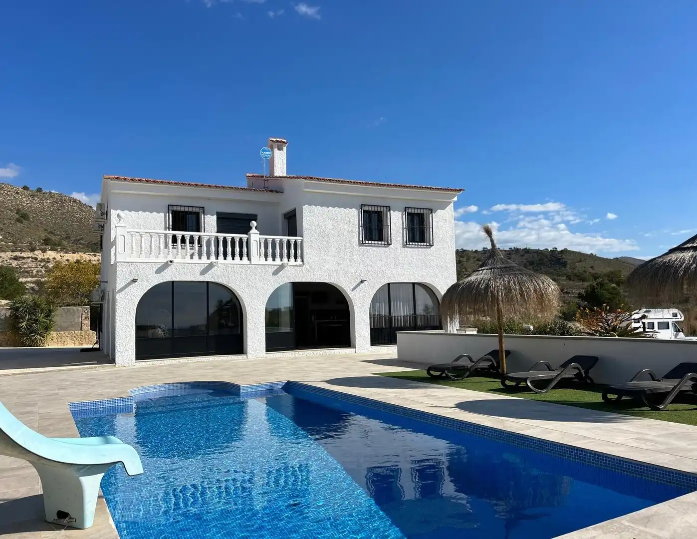 Vista exterior de Casa o chalet en venta en Villajoyosa / La Vila Joiosa con Terraza