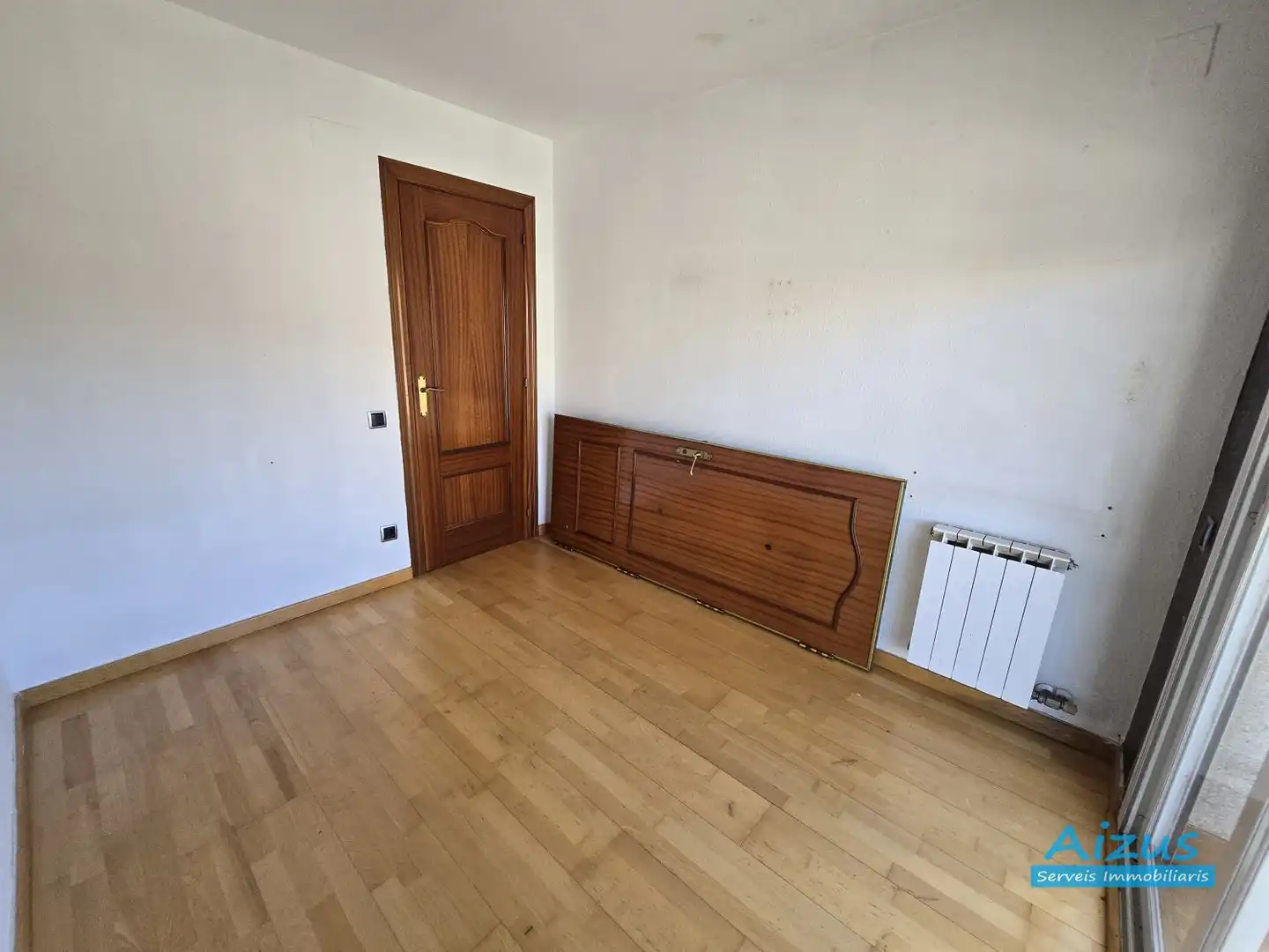 Habitación de Dúplex en venta en Rubí con Parquet, Terraza y Balcón