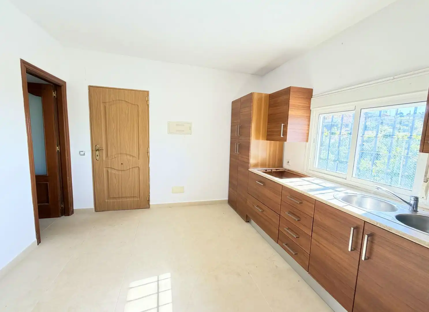 House with pool for sale in Avenida España, imagen 10