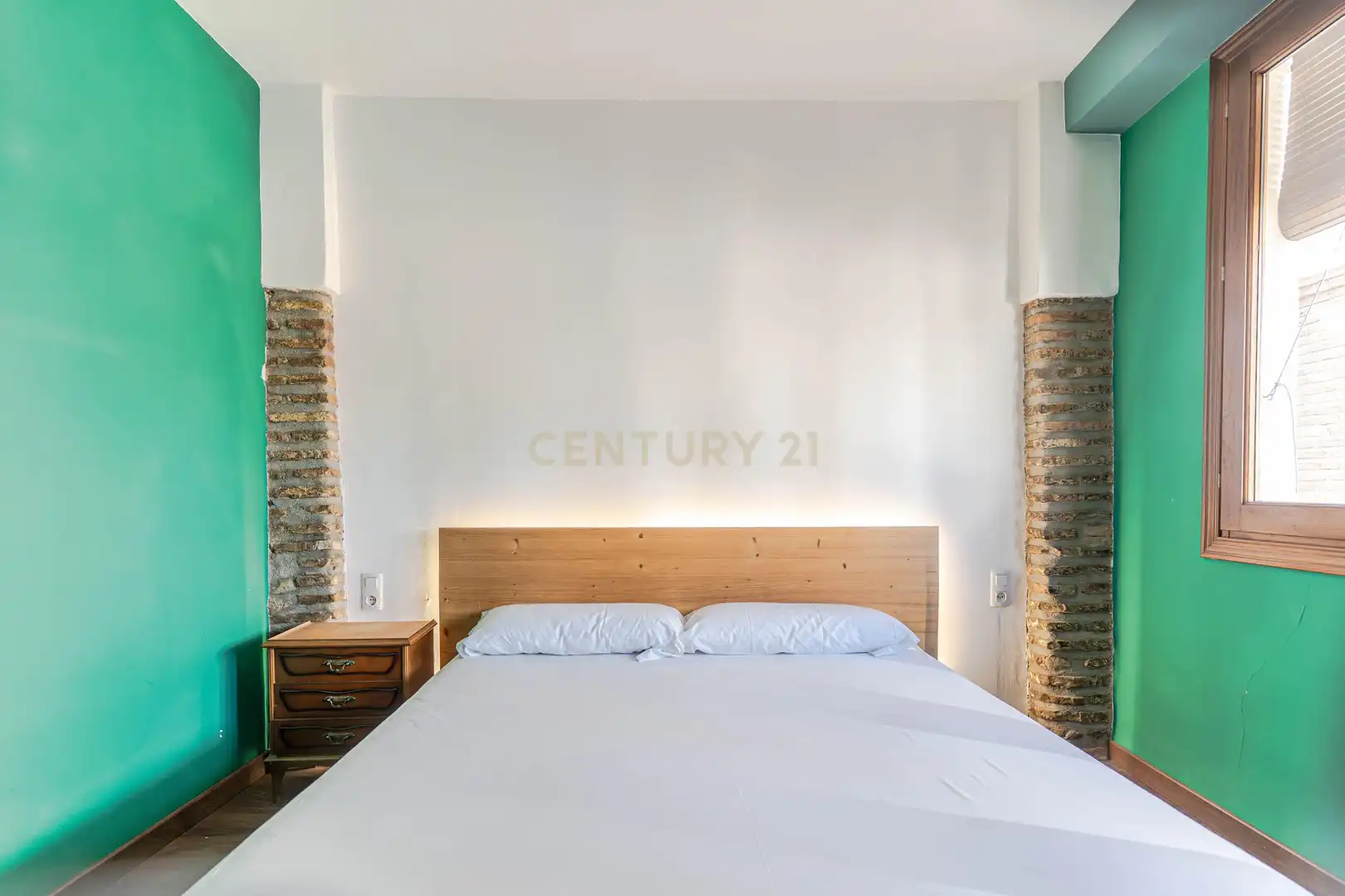 Bedroom of Houses for sale in Granada  with Balcony