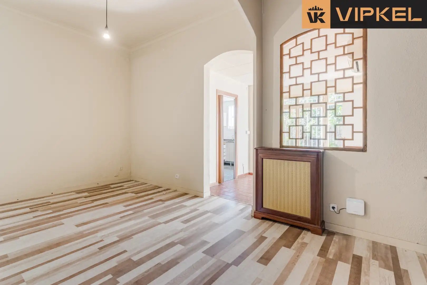 Einfamilien-Reihenhaus zum Verkauf in Barcelona mit Privatgarten und Terrasse