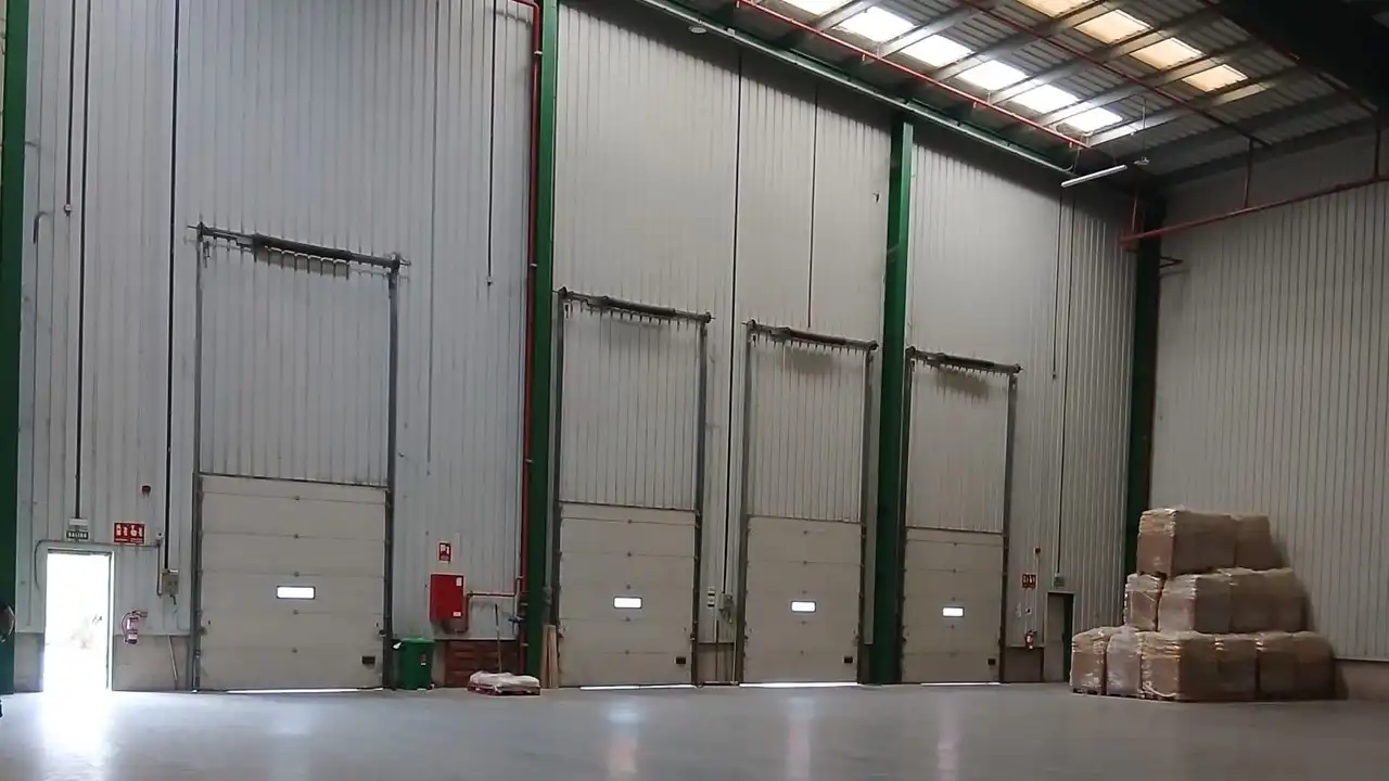 Fabrikhallen zur Miete in Azuqueca de Henares