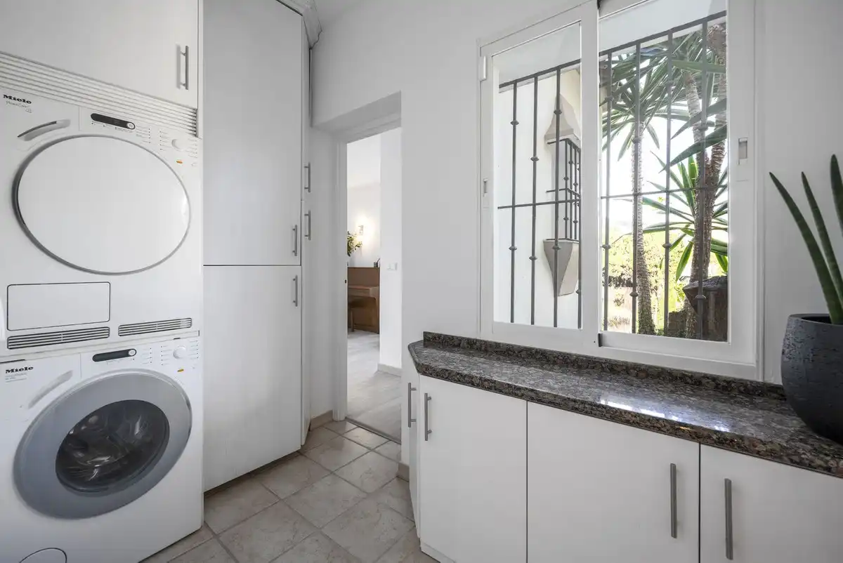 Chalet con piscina en venta en Nueva Andalucía, imagen 17