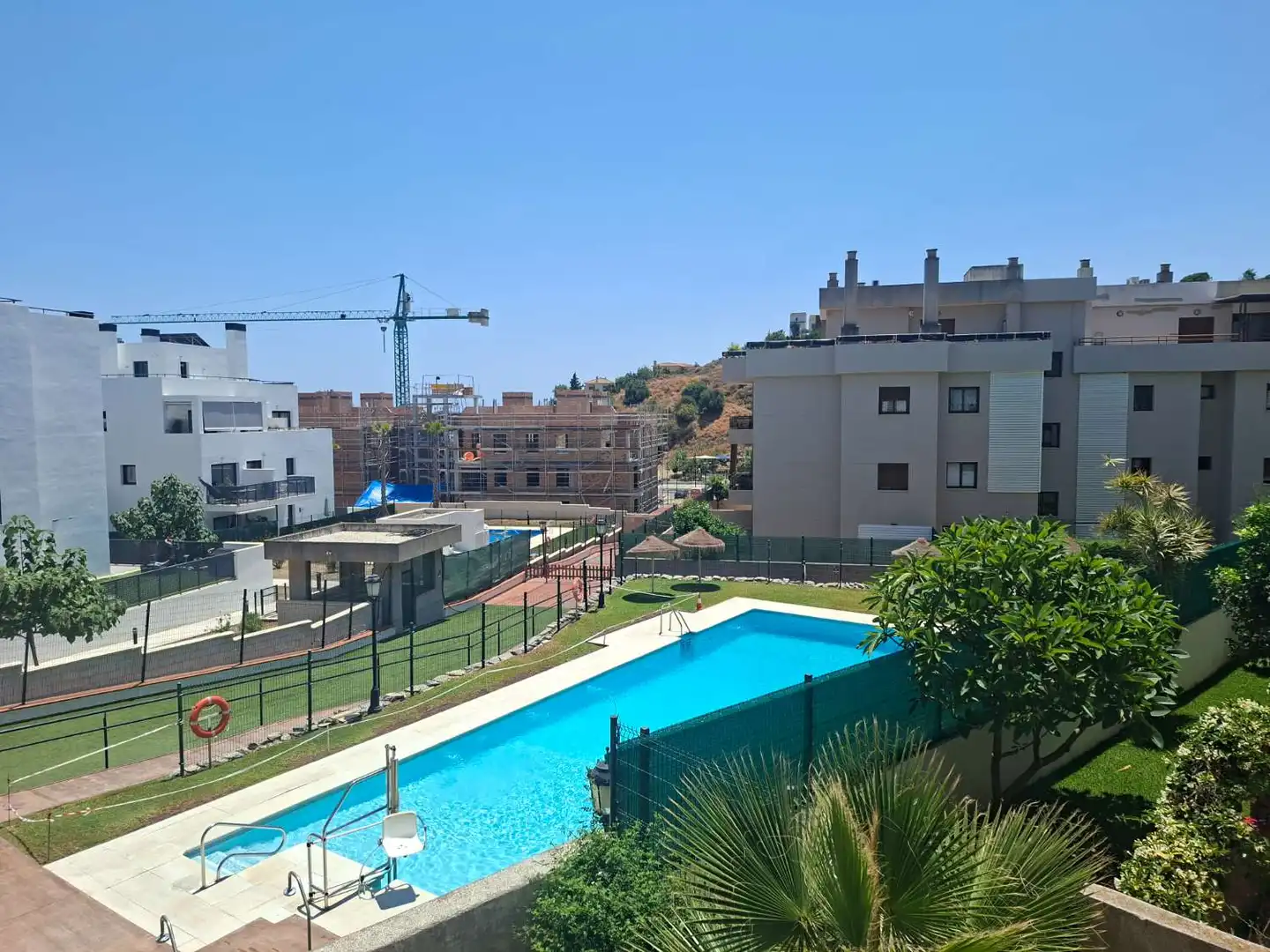 Piscina de Pis en venda en Mijas amb Aire condicionat, Calefacció i Terrassa