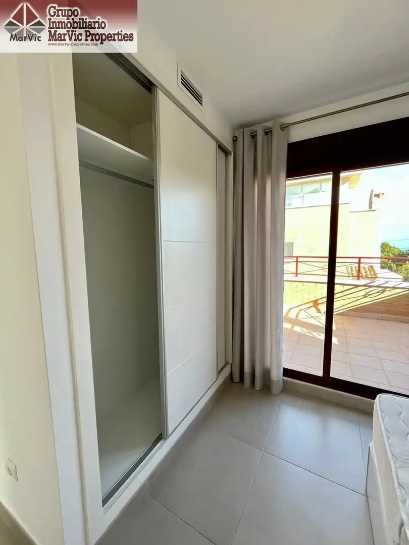 Habitación de Casa o chalet en venta en La Nucia con Aire acondicionado, Jardín privado y Terraza