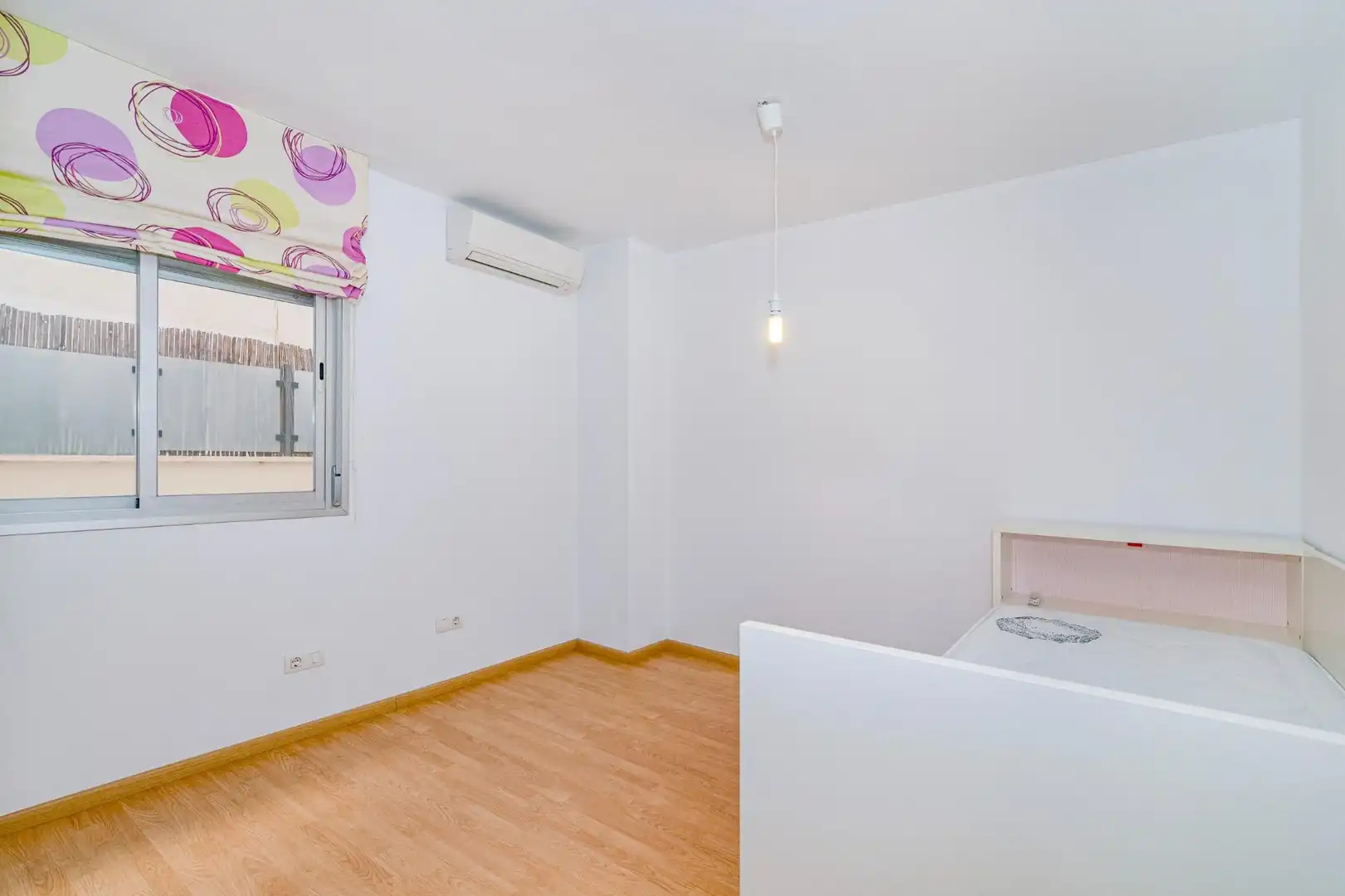 Dormitori de Planta baixa en venda en Alhendín