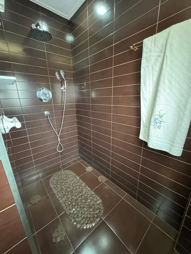Baño de Casa o chalet en venta en Navalcarnero con Aire acondicionado, Jardín privado y Terraza