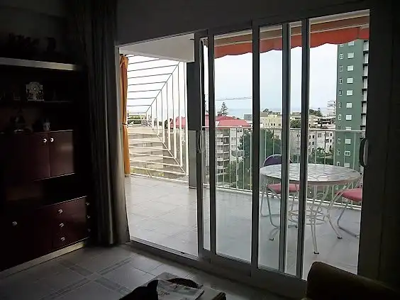 Habitación de Apartamento de alquiler en Benicasim / Benicàssim con Terraza, Amueblado y Lavadora