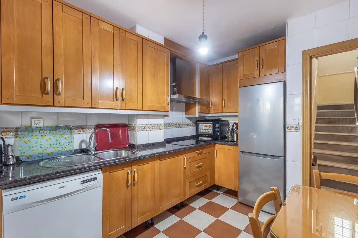 Casa a schiera in vendita a Genil, imagen 10