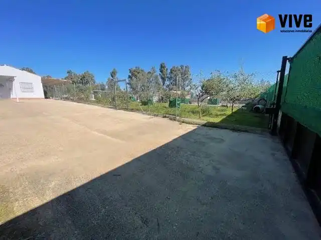 Parking de Finca rústica en venta en La Puebla del Río, Sevilla