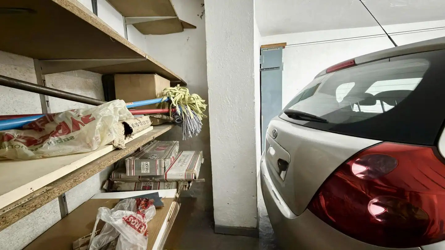 Parkplatz von Garage zum Verkauf in Eibar