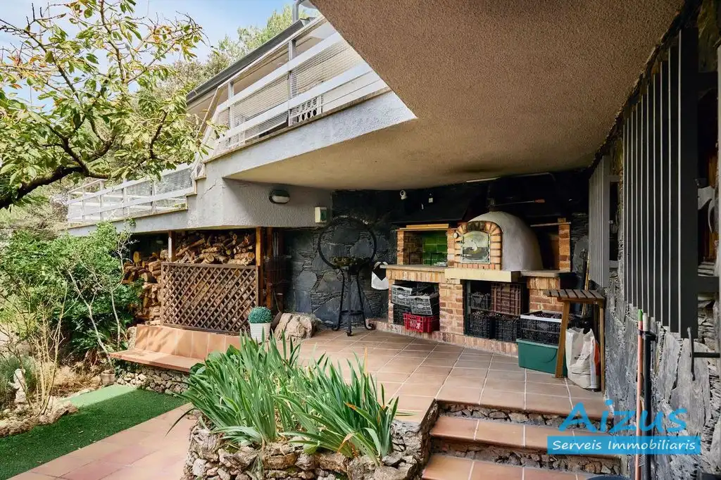 Jardín de Casa o chalet en venta en Seva con Aire acondicionado, Calefacción y Jardín privado