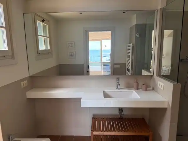 Baño de Casa adosada de alquiler en Palafrugell con Amueblado, Balcón y Piscina comunitaria