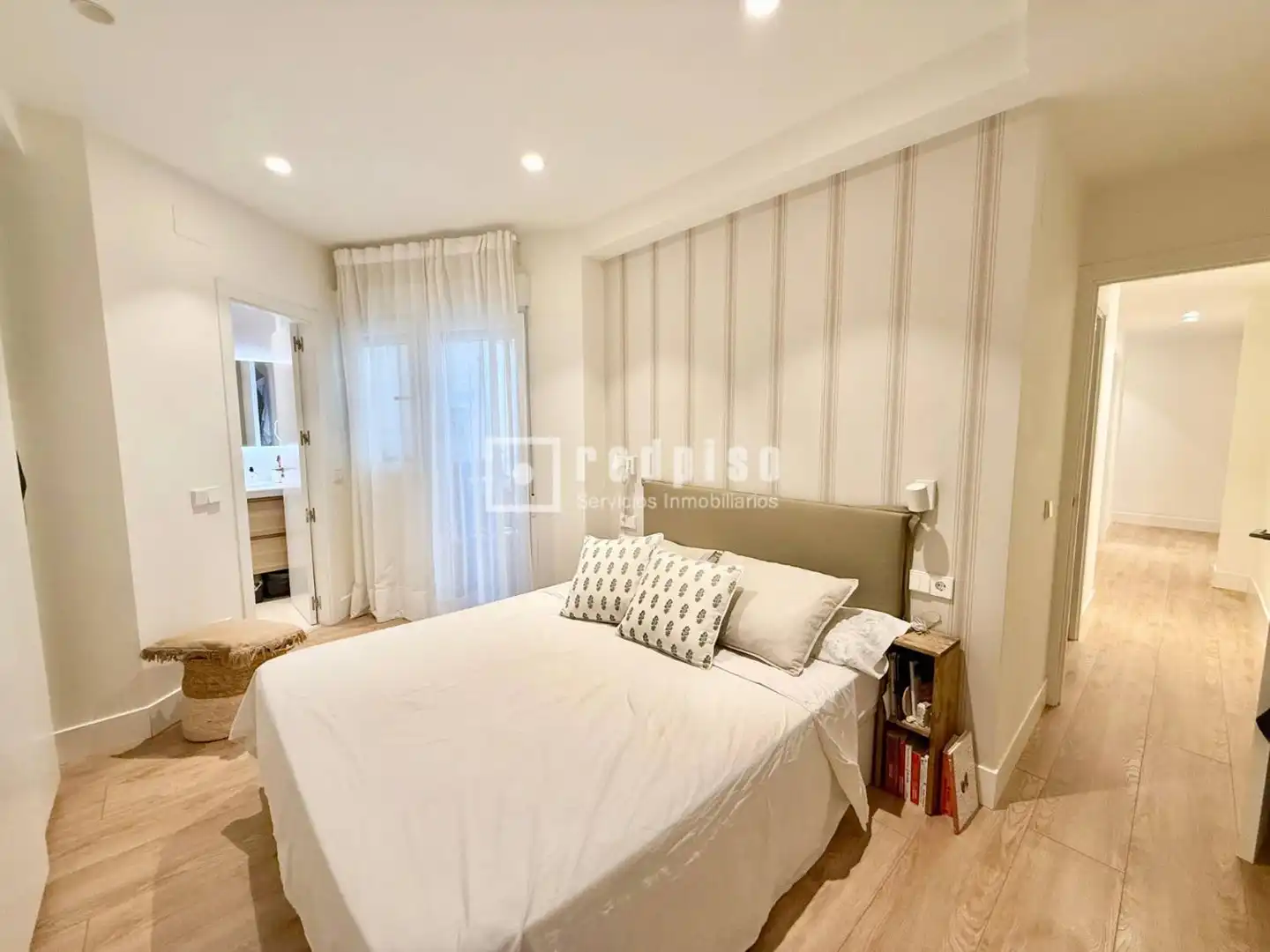 Habitación de Piso en venta en Madrid con Calefacción y Terraza