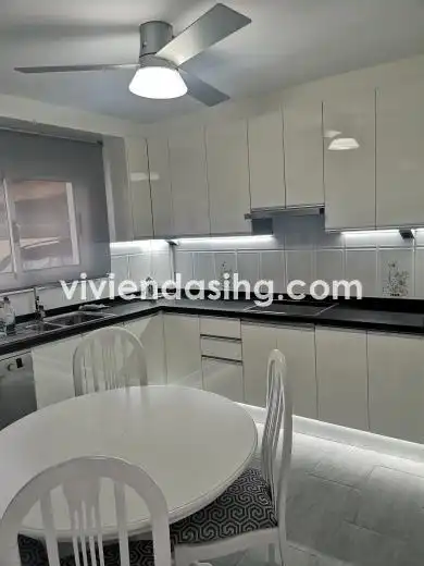 Cuina de Casa o xalet en venda en Los Realejos amb Terrassa i Traster