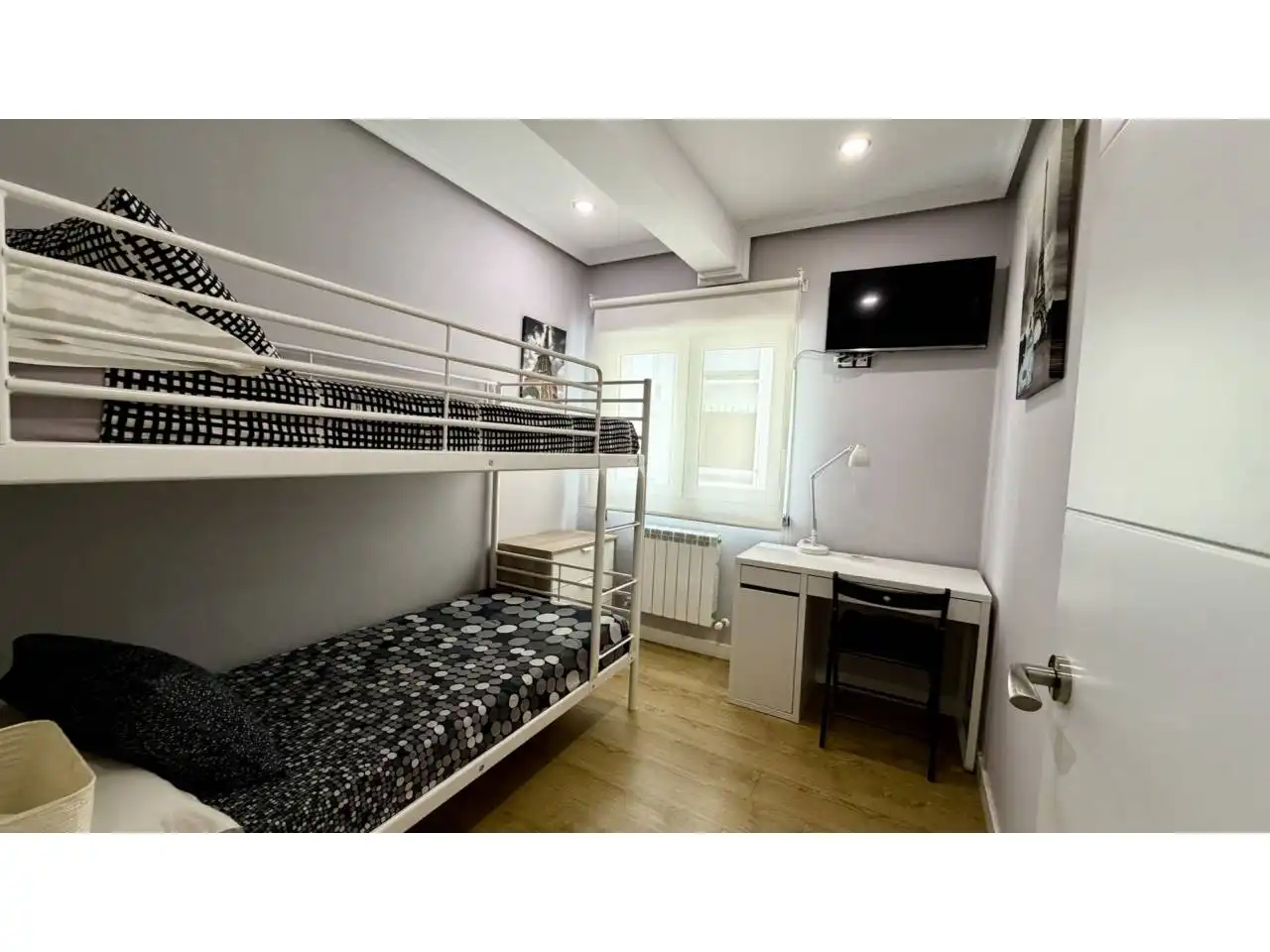 Piso con ascensor en venta en Calle Palacio Valdés 4, imagen 25