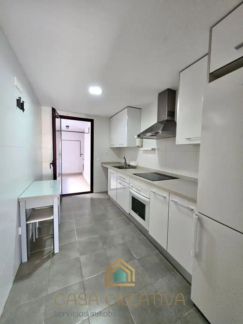 Piso en venta en Calle Miguel Angel Blanco, Casco Urbano