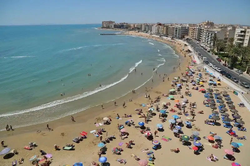 Pis en venda en Torrevieja amb Aire condicionat, Terrassa i Moblat