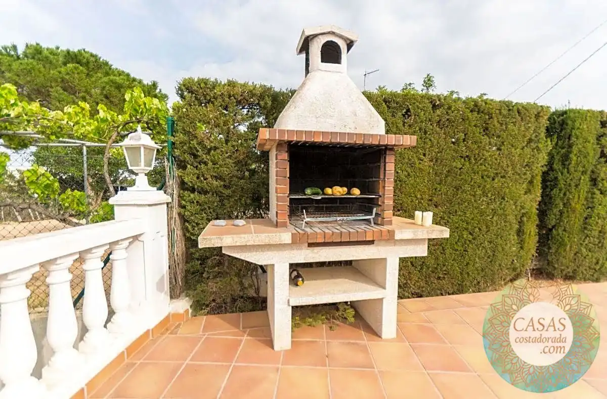 Jardí de Casa o xalet en venda en L'Ampolla amb Jardí privat, Terrassa i Piscina