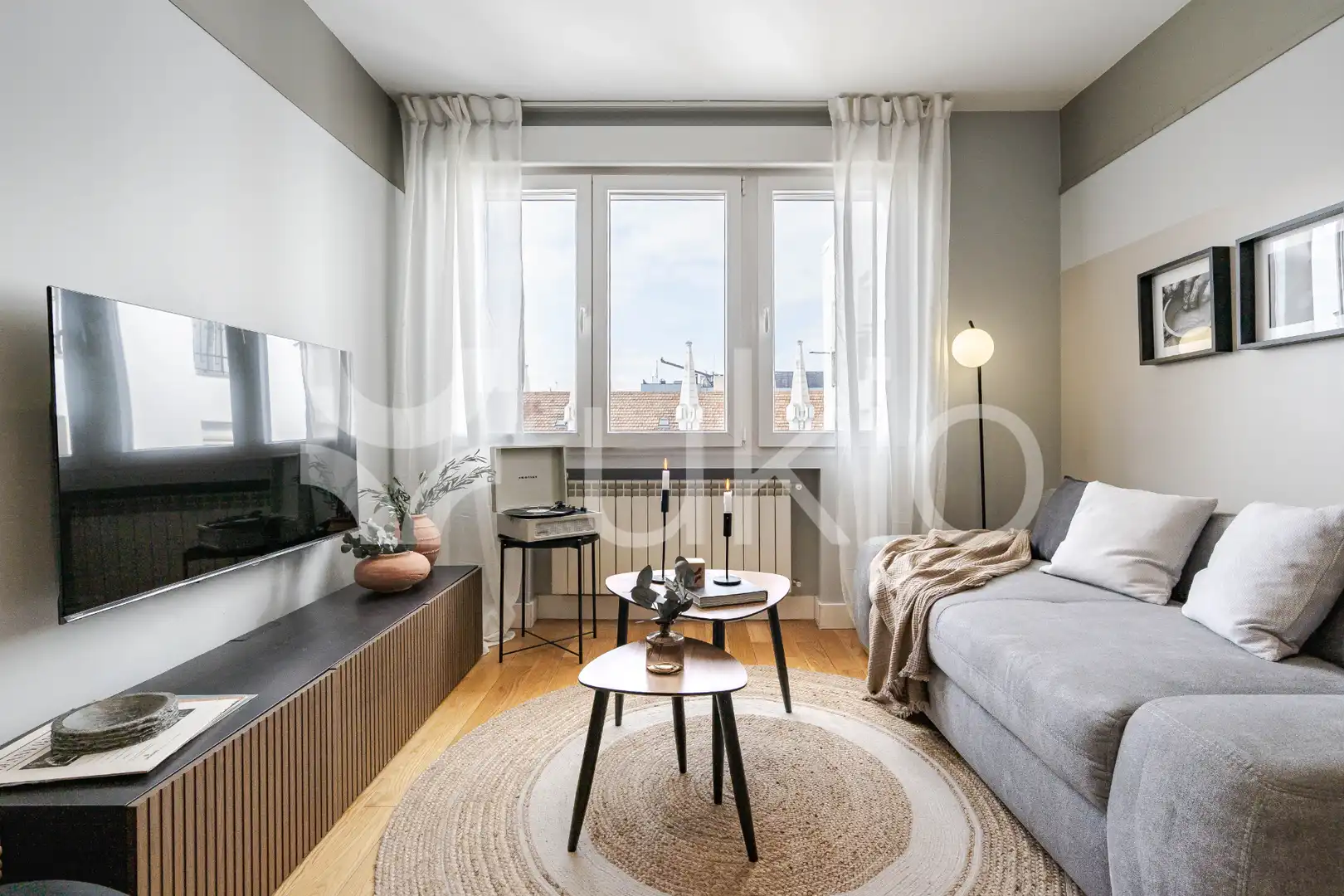 Sala de estar de Apartamento de alquiler en Madrid con Aire acondicionado, Calefacción y Amueblado