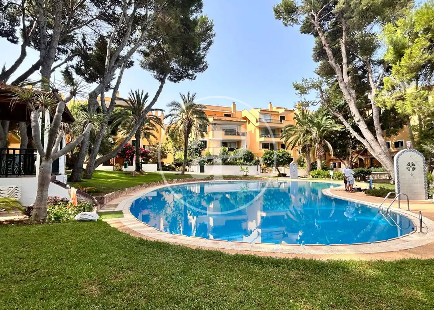 Schwimmbecken von Dachboden zur Miete in Calvià mit Klimaanlage, Heizung und Privatgarten