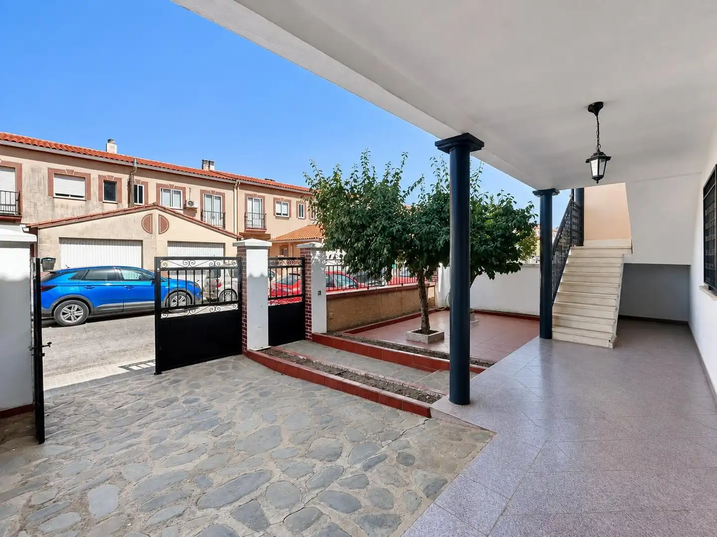 Vista exterior de Casa o chalet en venta en Madroñera con Aire acondicionado, Calefacción y Terraza