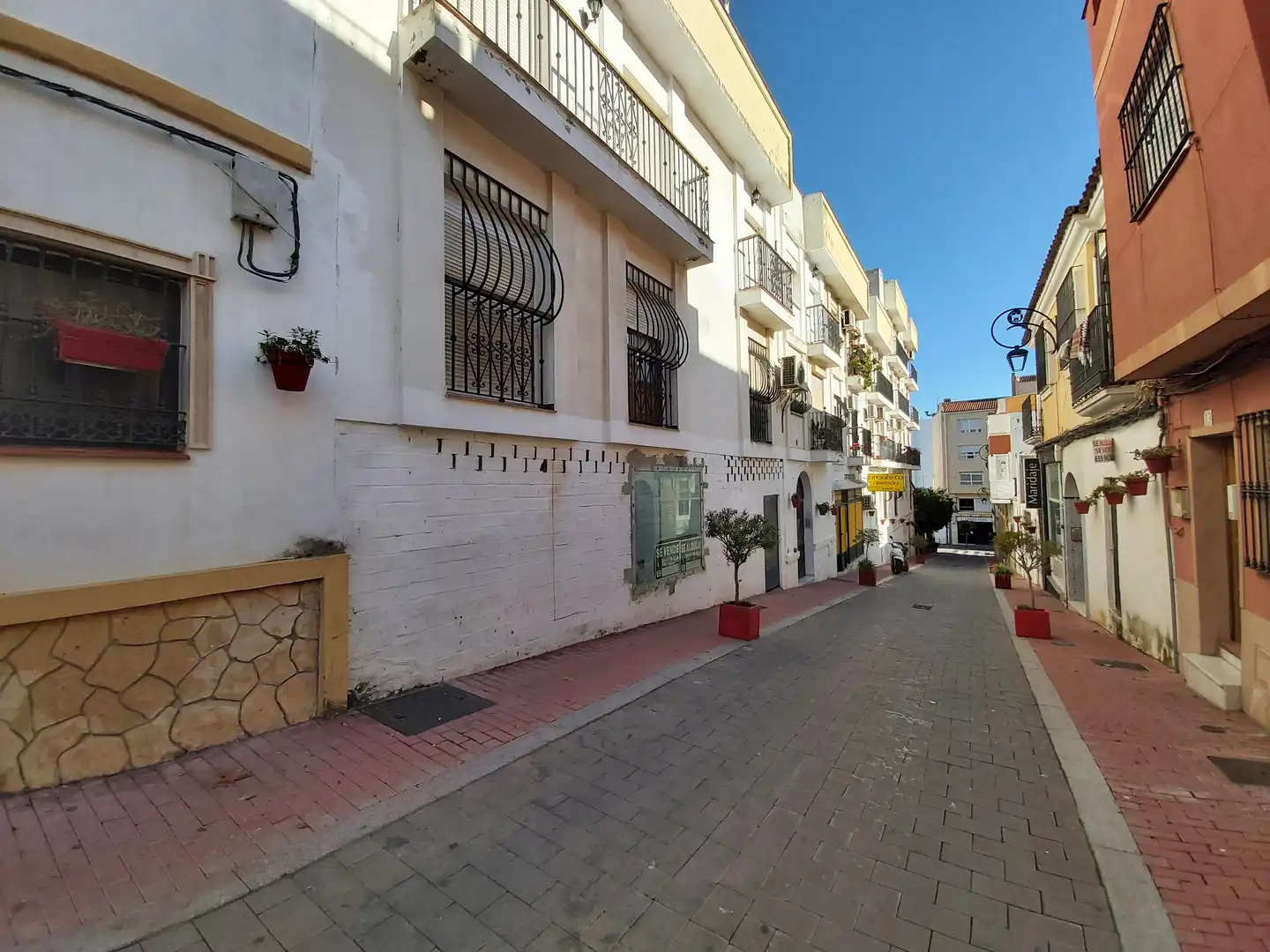 Vista exterior de Local de alquiler en Algeciras