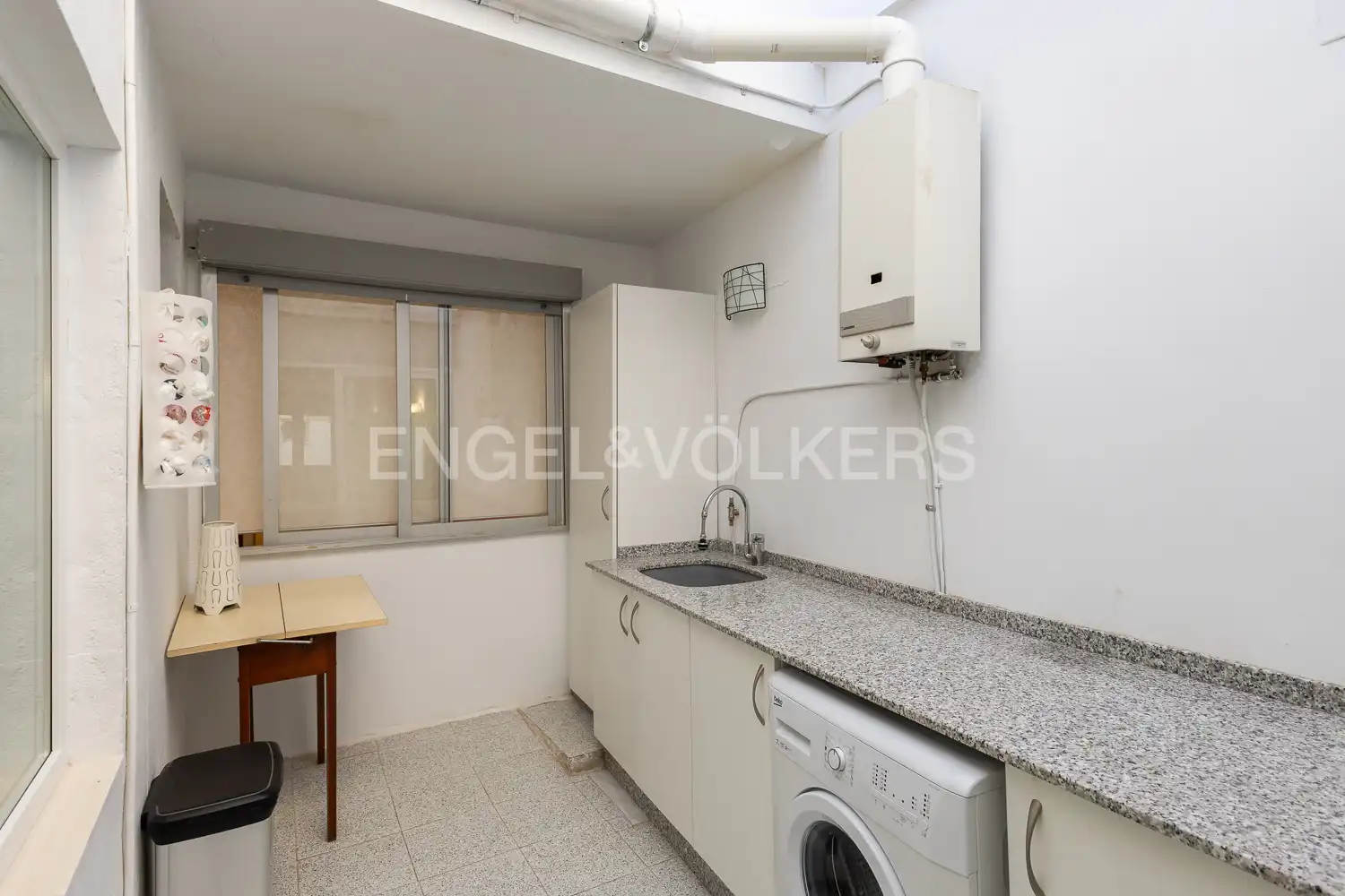 Cocina de Apartamento en venta en Requena con Aire acondicionado y Calefacción