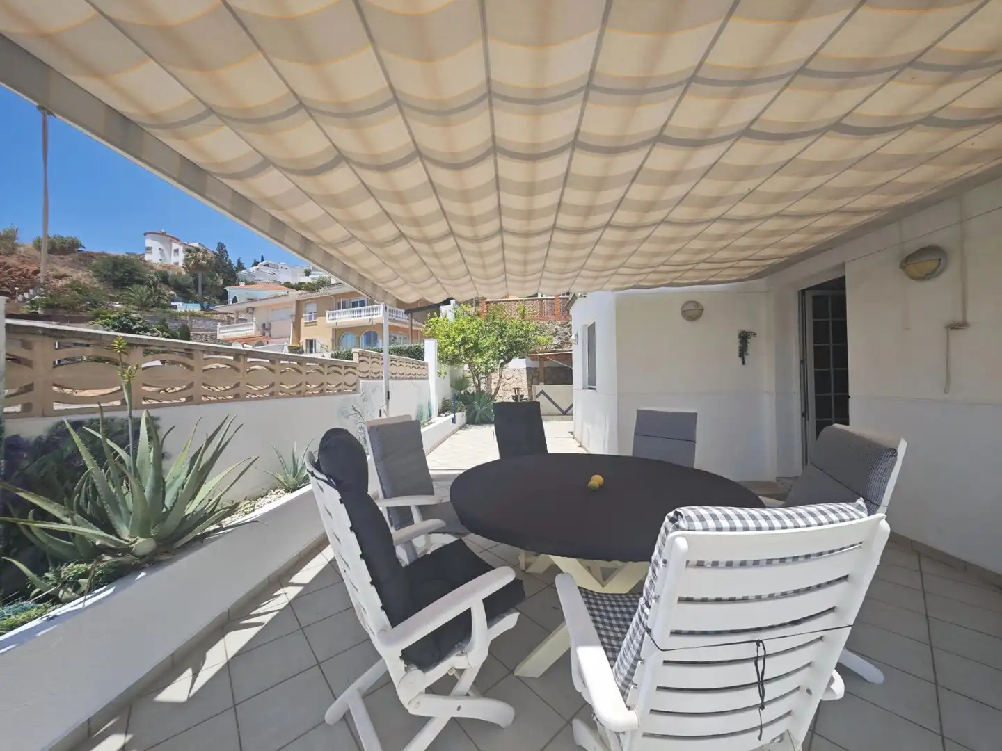 Terraza de Casa o chalet de alquiler en Rincón de la Victoria con Aire acondicionado, Calefacción y Jardín privado