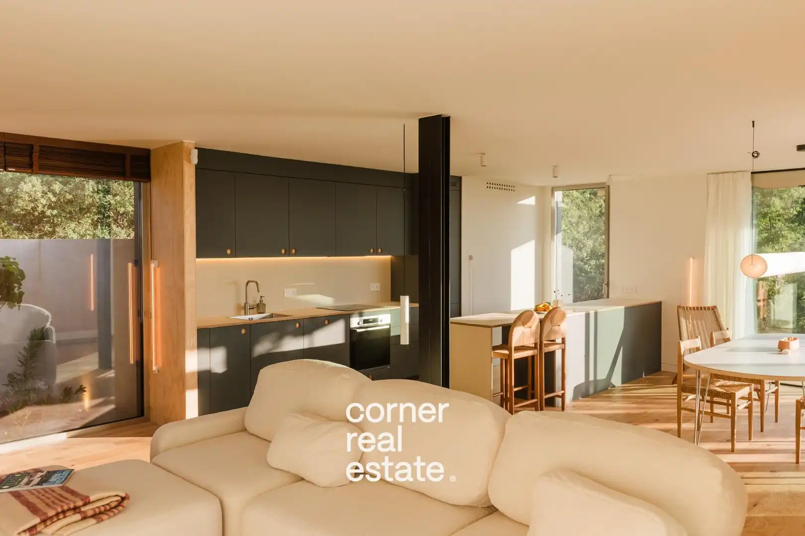 Living room of Houses for sale in Sant Cugat del Vallès  with Air Conditioner, Heating and Private garden