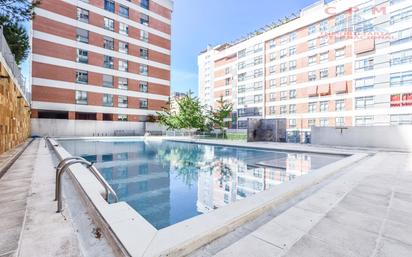 Swimming pool of Attic to rent in  Madrid Capital  with Air Conditioner, Heating and Parquet flooring