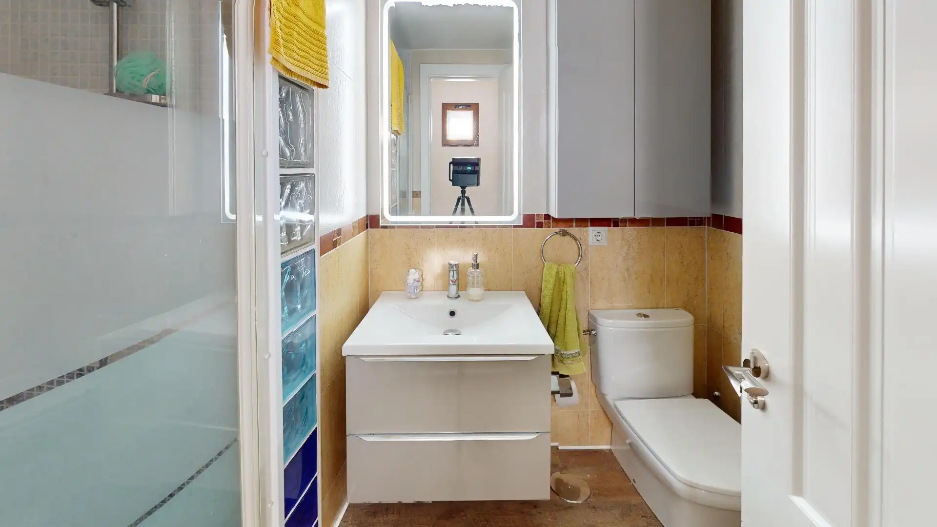 Bathroom of Houses for sale in Loranca de Tajuña