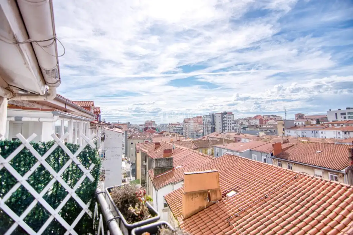 Vista exterior de Piso en venta en Santander con Terraza y Trastero