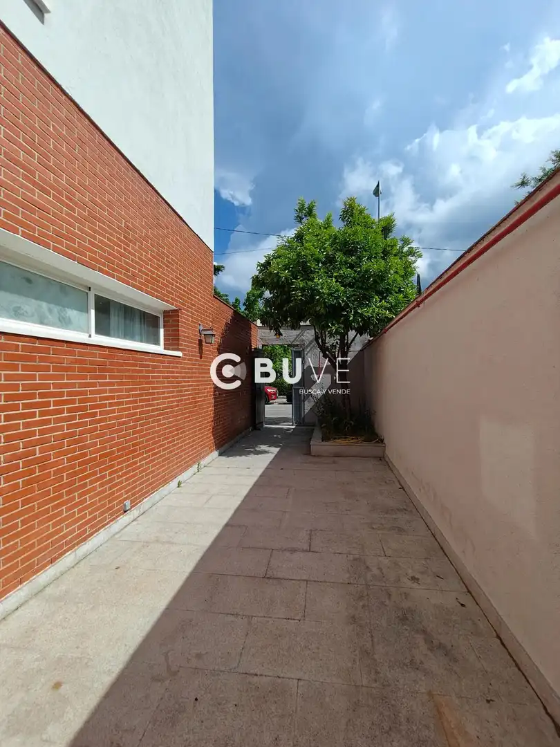 Exterior view of Houses for sale in Madrid  with Air Conditioner and Heating