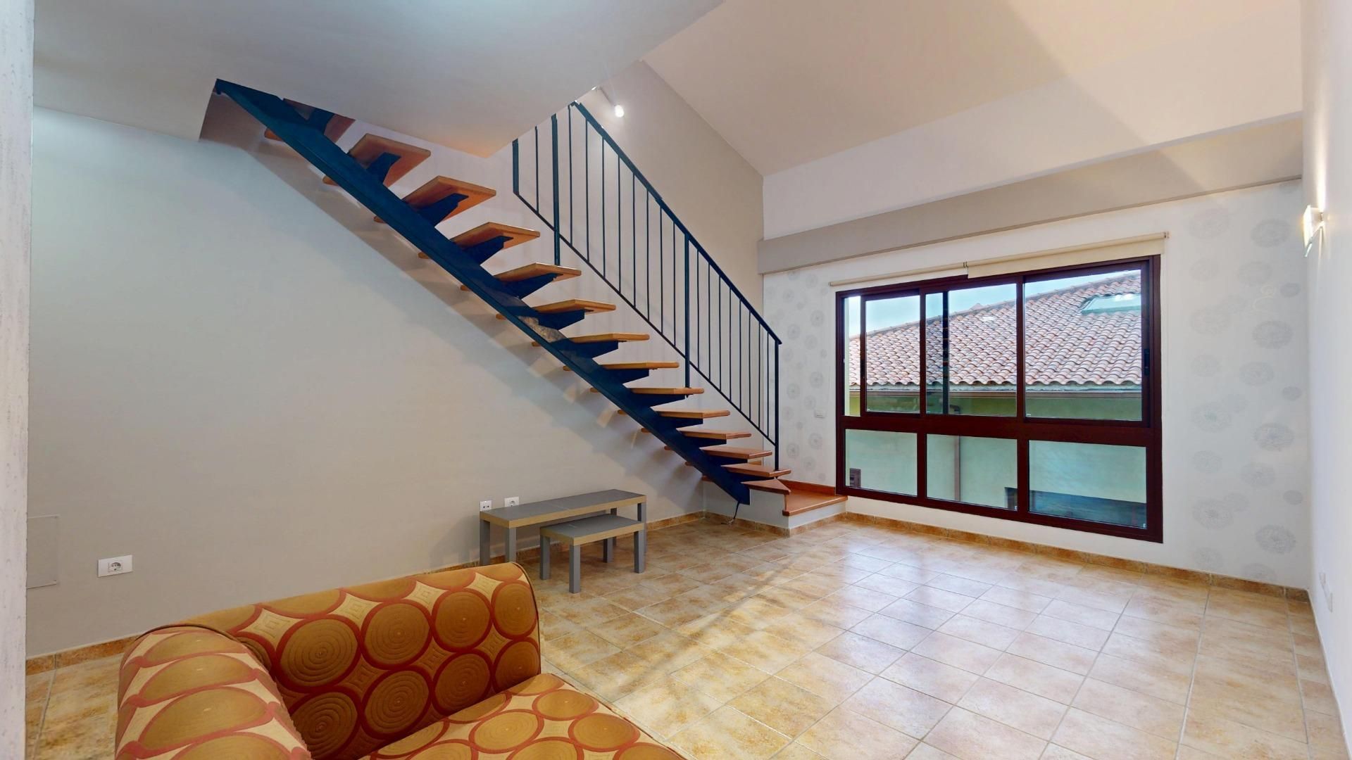 Duplex to rent in Calle Durazno, 38, Santa Catalina