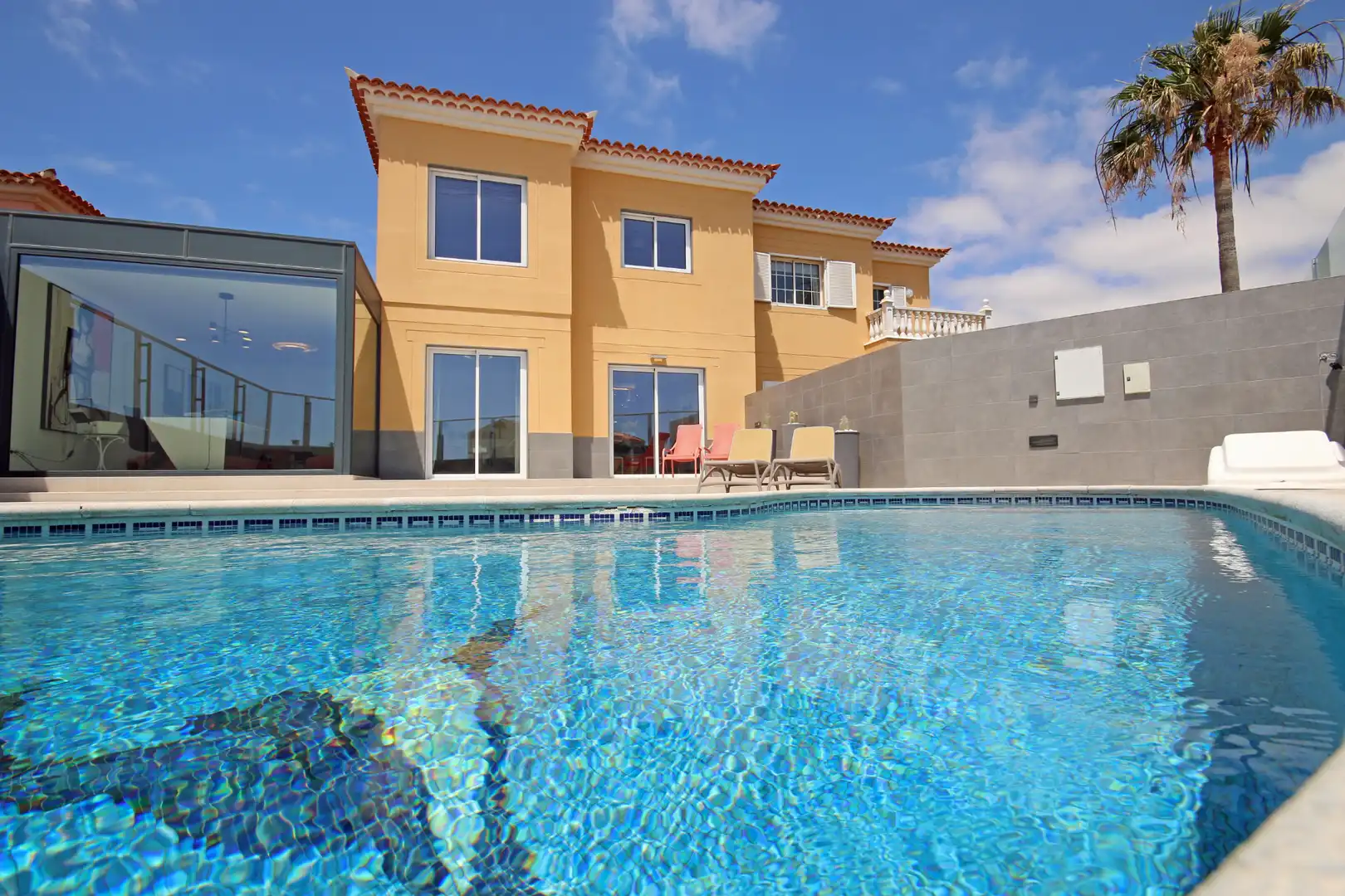 Swimming pool of Detached homes for sale in Granadilla de Abona  with Air Conditioner, Private garden and Swimming Pool