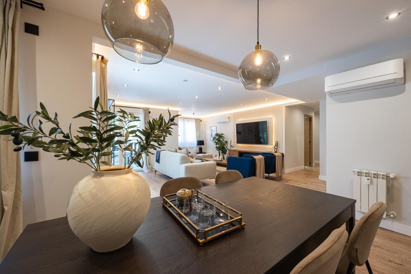 Living room of Flat to rent in  Madrid Capital  with Air Conditioner, Furnished and Pets allowed