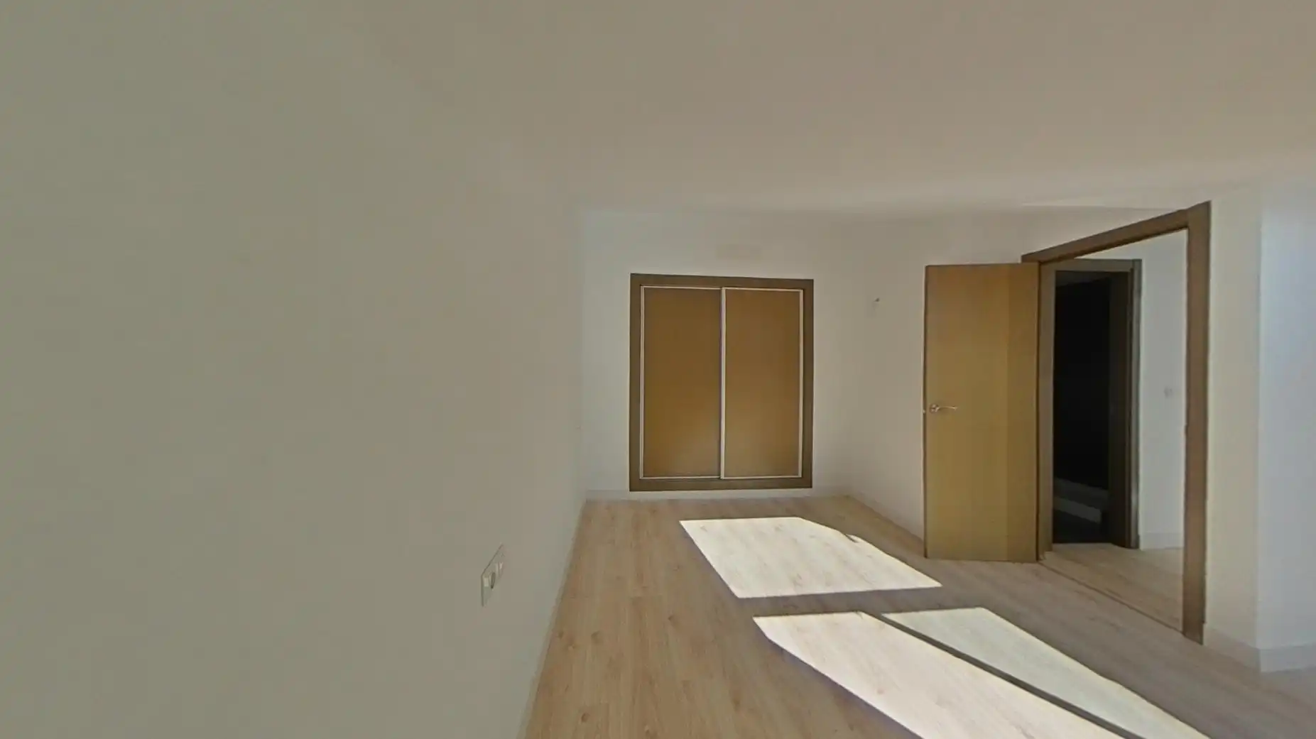 Dormitori de Casa o xalet en venda en Elda amb Aire condicionat