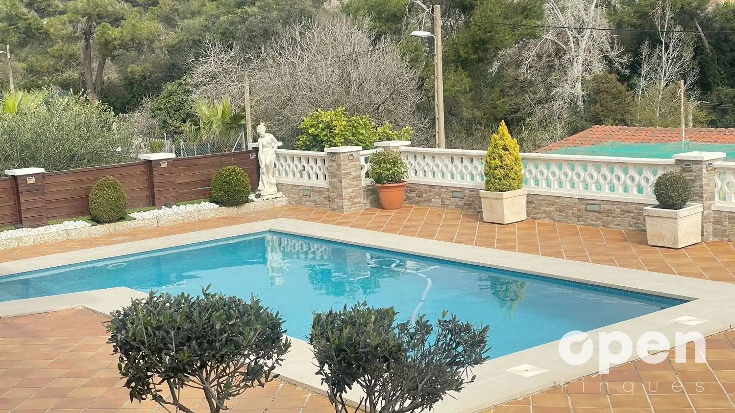 Casa o xalet en venda a Port del Compte, Castellnou - Can Mir - Can Solà