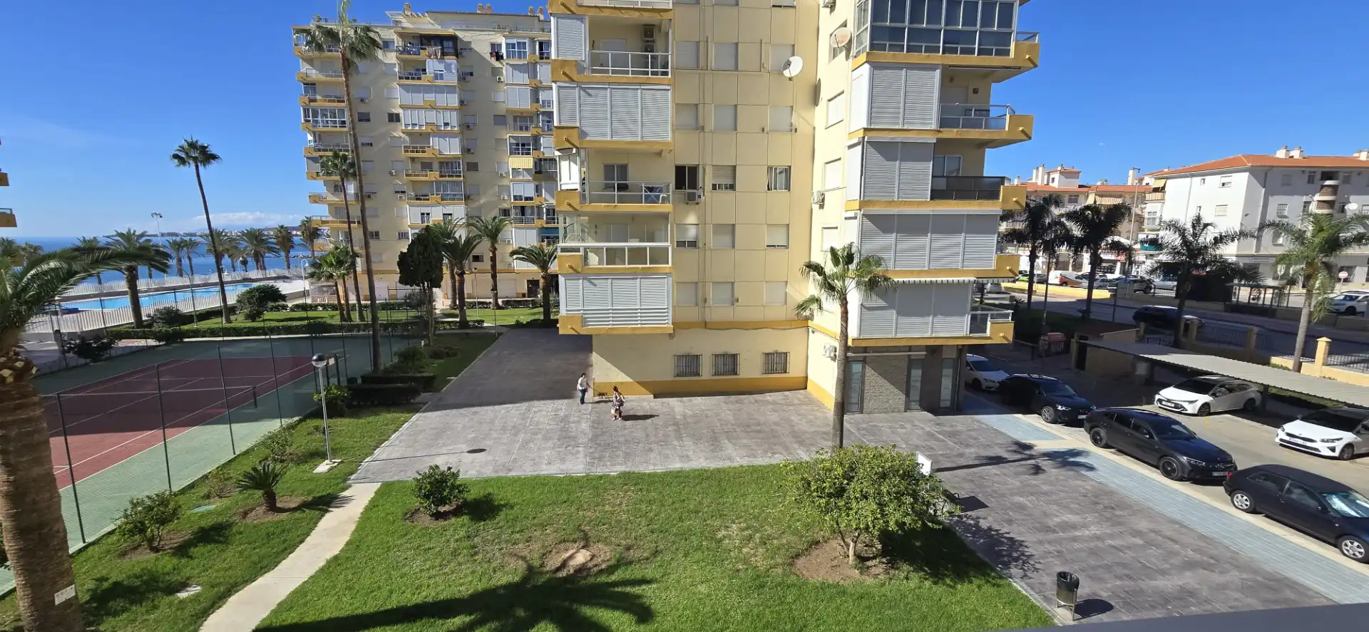 Außenansicht von Wohnung zur Miete in Algarrobo mit Klimaanlage, Heizung und Terrasse