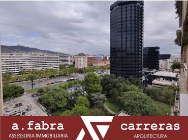 Pis amb balcó en venda a Carrer de Sabino Arana