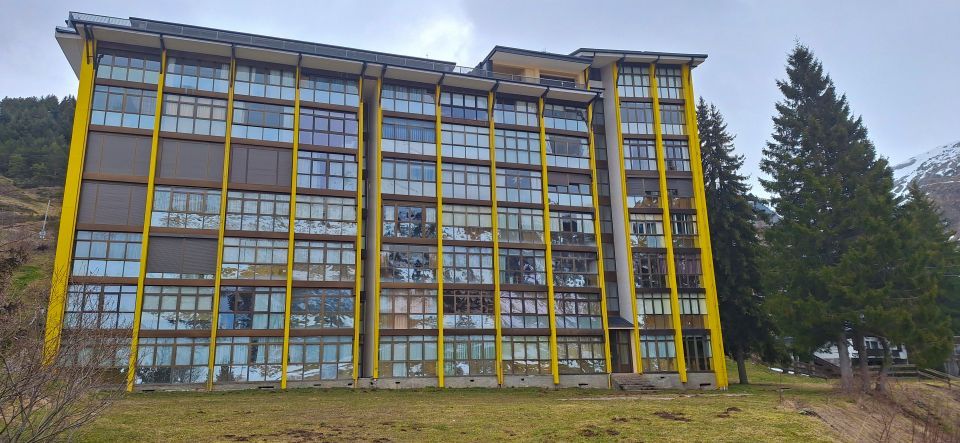 Vista exterior de Pis en venda en Aisa amb Calefacció