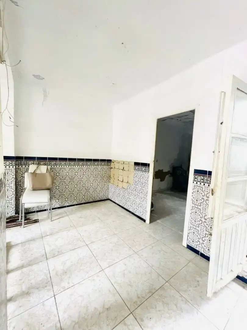Cuina de Casa o xalet en venda en Valencia amb Terrassa i Alarma