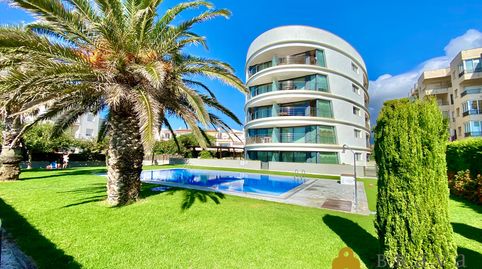 Exclusivo Ático en venta en Primera Línea de Mar con Licencia Turística en Salatar, Roses, image 2