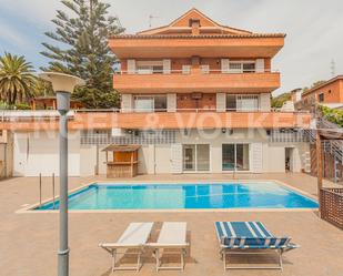 Swimming pool of House or chalet to rent in Sant Just Desvern  with Air Conditioner, Terrace and Swimming Pool