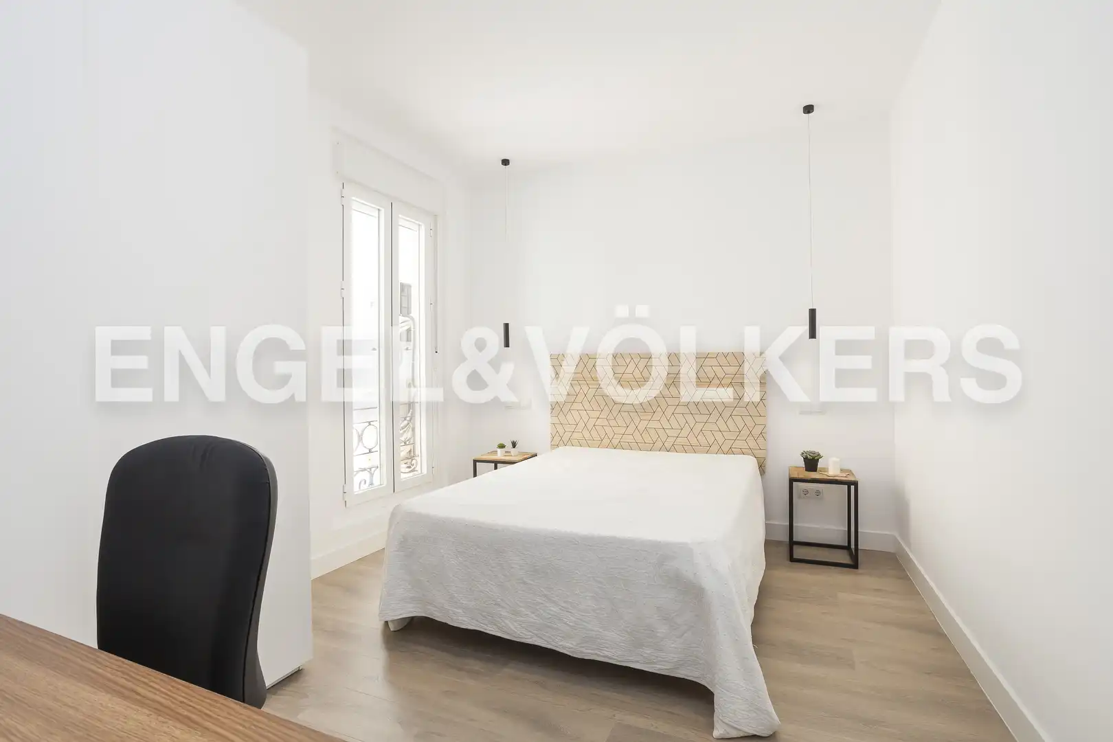Bedroom of Flat for rent in Madrid  with Air Conditioner, Heating and Furnished