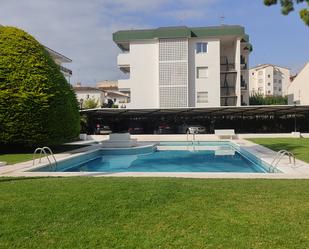 Swimming pool of Apartment for sale in Roda de Berà  with Air Conditioner, Heating and Terrace