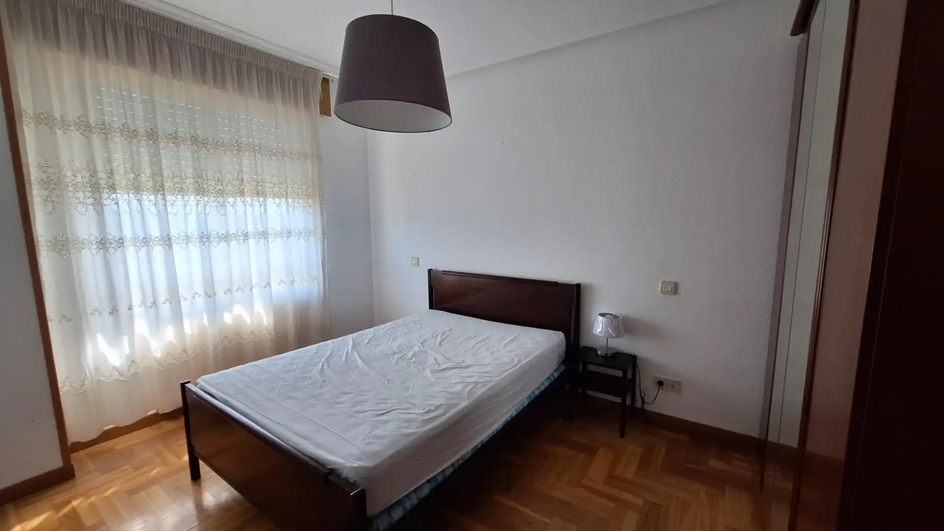 Habitación de Piso de alquiler en Burgos con Calefacción