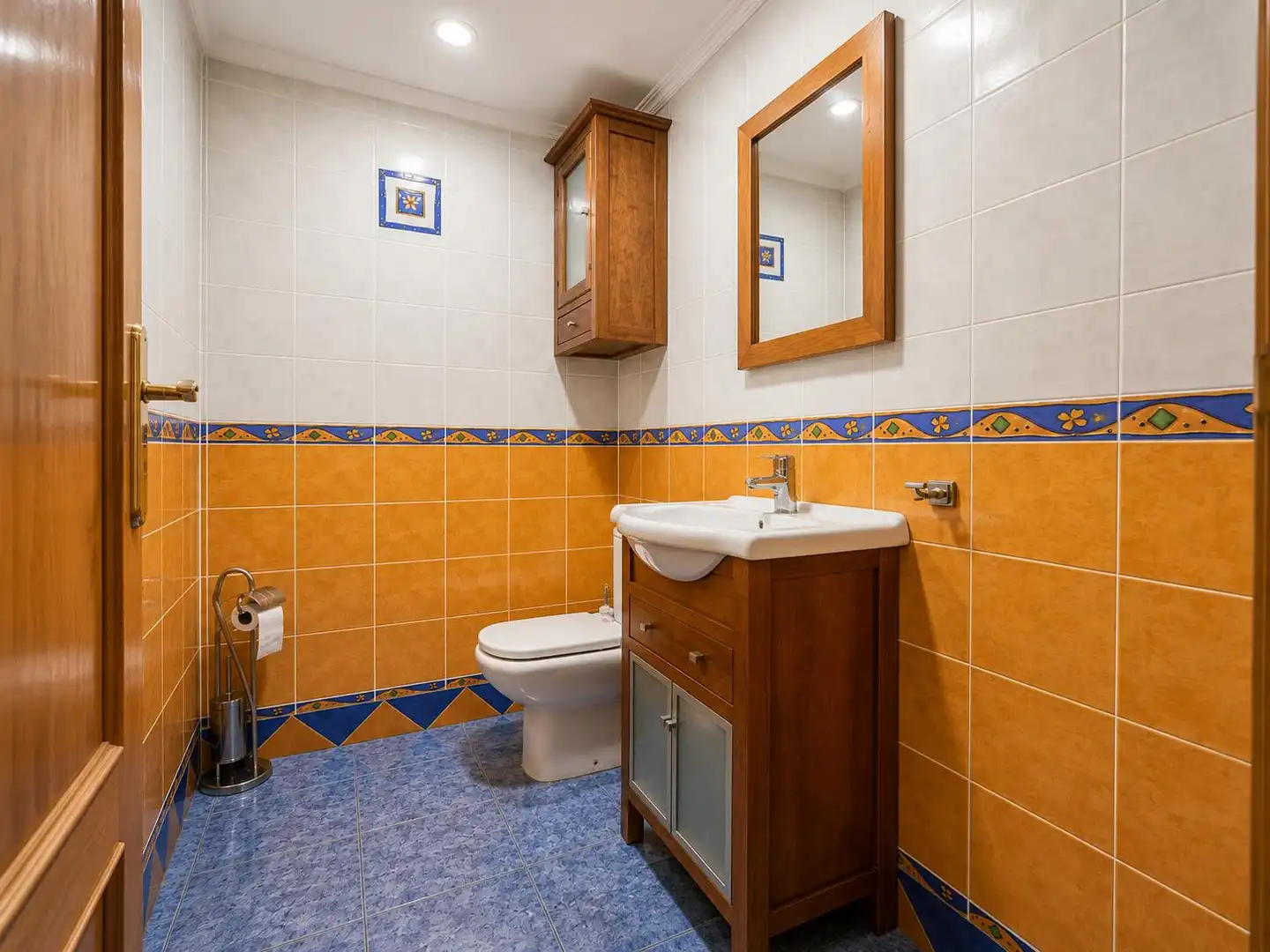 Baño de Piso en venta en Málaga con Aire acondicionado, Calefacción y Jardín privado